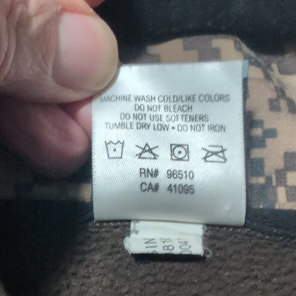Under Armour Men's Dark Brown Hoodie - Picture 4 of 6